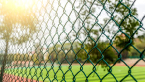 Les avantages insoupçonnés d'une clôture en grillage rigide pour votre propriété